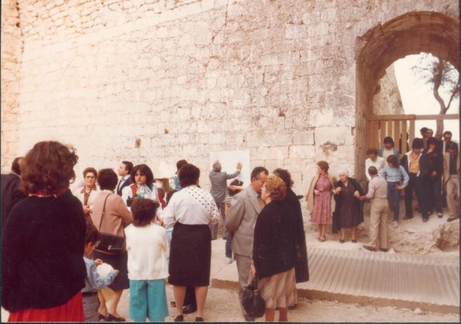 Prima Festa dell'Alveria - visita alla sala d'Armi del Castello (8 maggio)