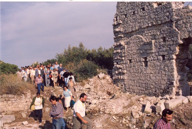 IV Festa dell'Alveria - visitatori fra i ruderi del Collegio dei Gesuiti