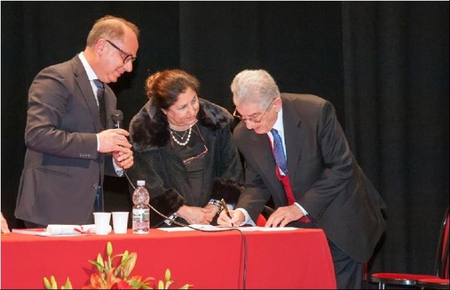 firma della bozza di convenzione per la gestione del Parco dell'Alveria (28 gennaio)